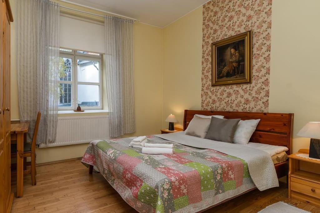 Pueha Vaimu Kuelaliskorter Tallin Exterior foto