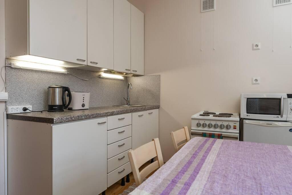 Pueha Vaimu Kuelaliskorter Tallin Exterior foto