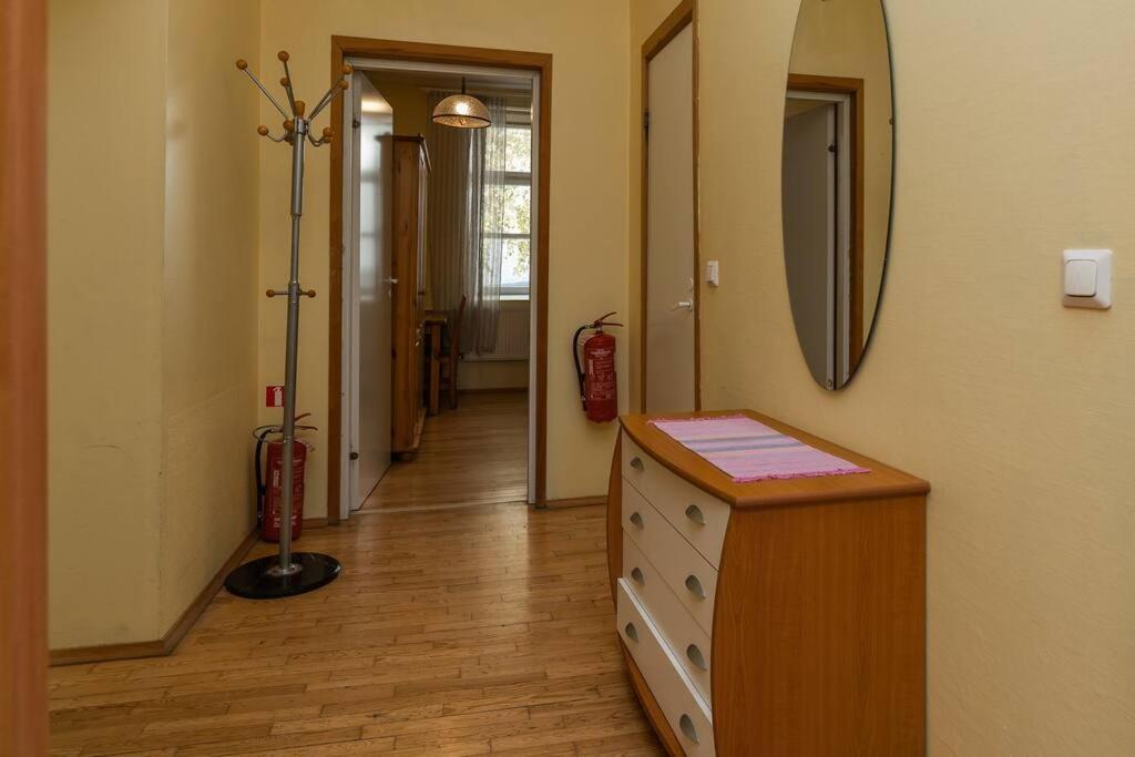 Pueha Vaimu Kuelaliskorter Tallin Exterior foto